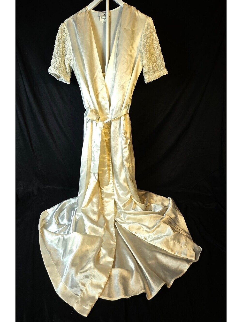Vintage Valentino Intimo x Neiman Marcus Ivory Satin Peignoir Set Medium USA